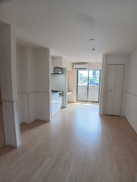 アクラス岸和田 リビング