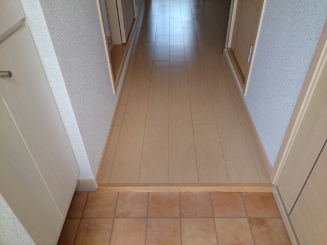 Ｓｕｎ　Ｂｅｌｌ＆寝屋川 玄関