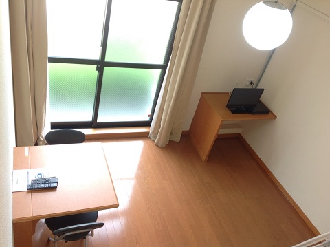 レオパレスリヴェルテ リビング