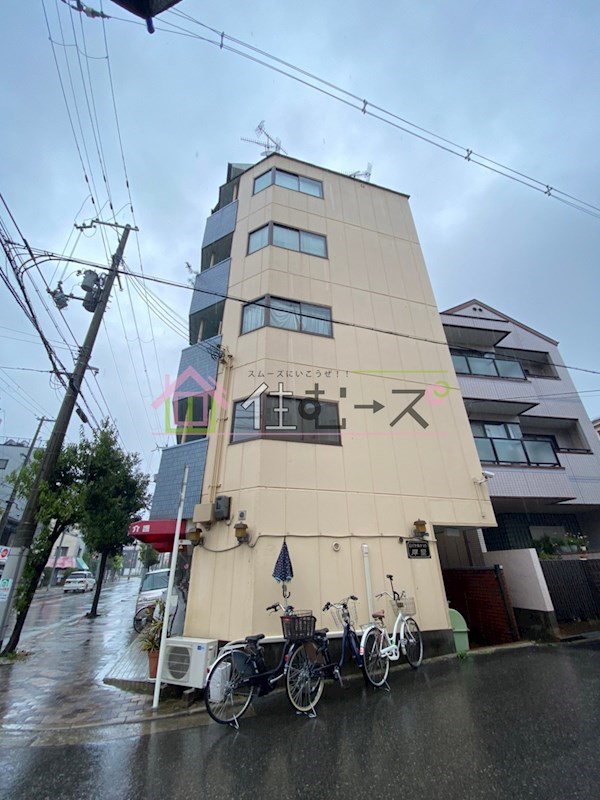 ロイヤルヤマト岸里 外観