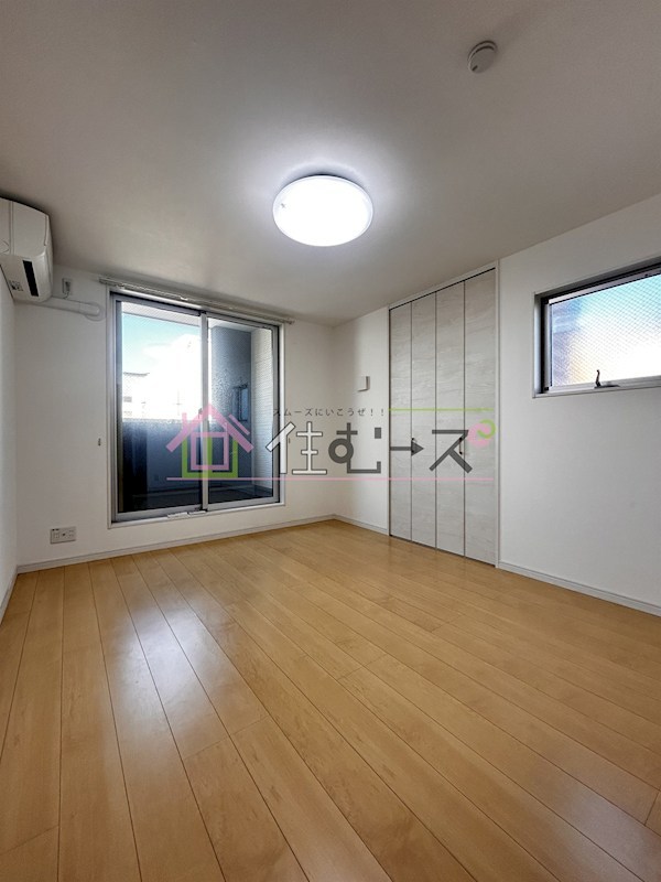 ルチェソラーレ玉出西 ベッドルーム