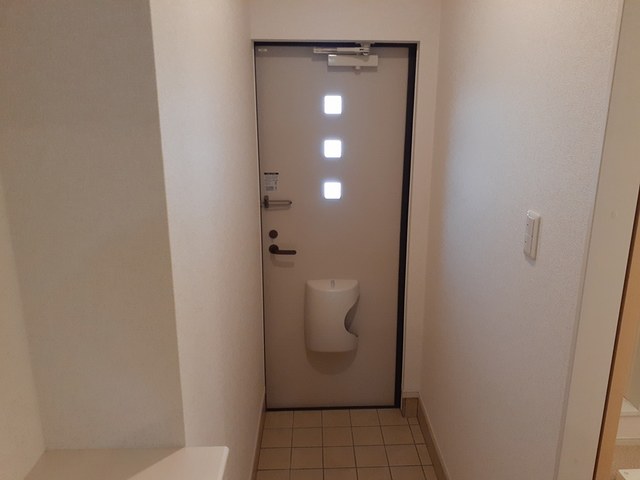 エスポワール小林 玄関