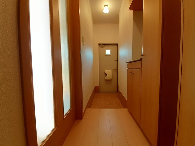 ミルト・ヴィラ　Ａ 玄関