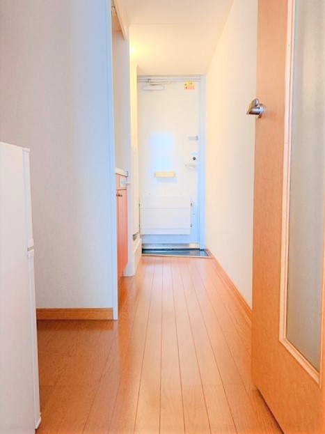 レオパレスＺｅｐｈｙｒ 玄関