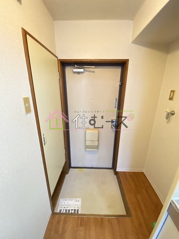 メーベルハイツB 玄関