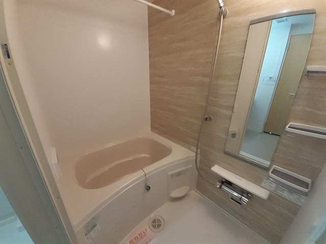 カーロ．アロッジオ 風呂画像