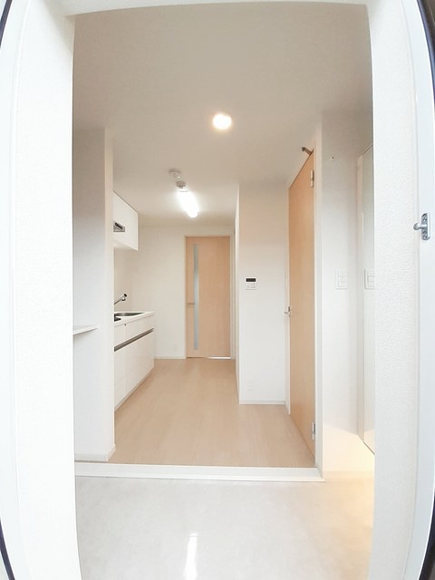 メルベージュ岸 玄関