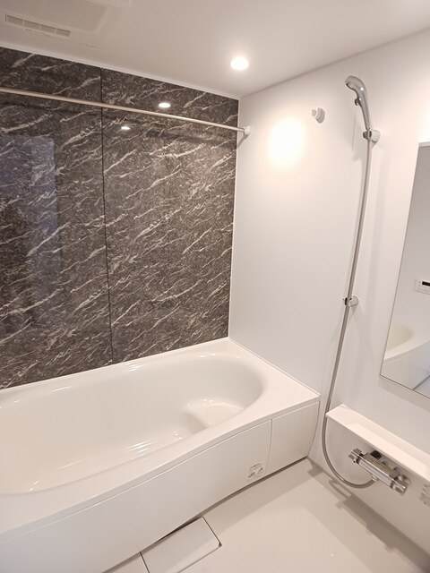 エレガントカーサＣ棟 風呂画像