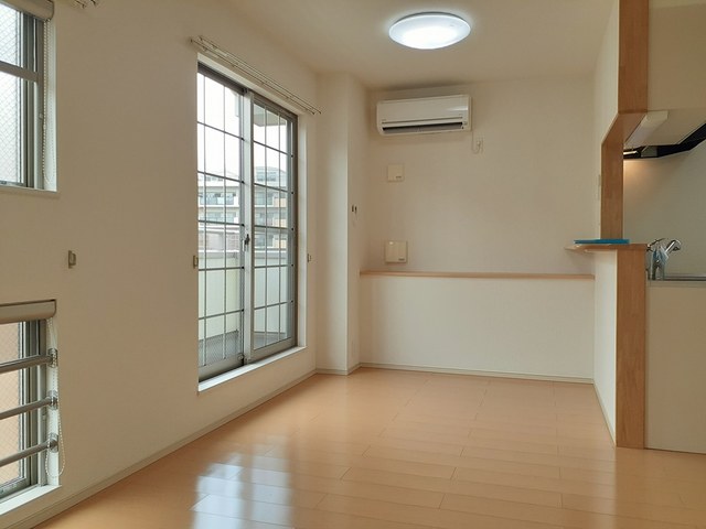 スターブル宝塚 リビング