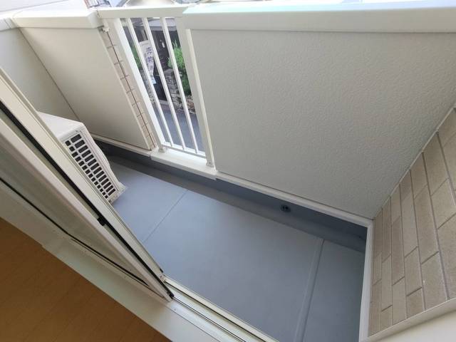 ブリリアント　ロック ベランダ