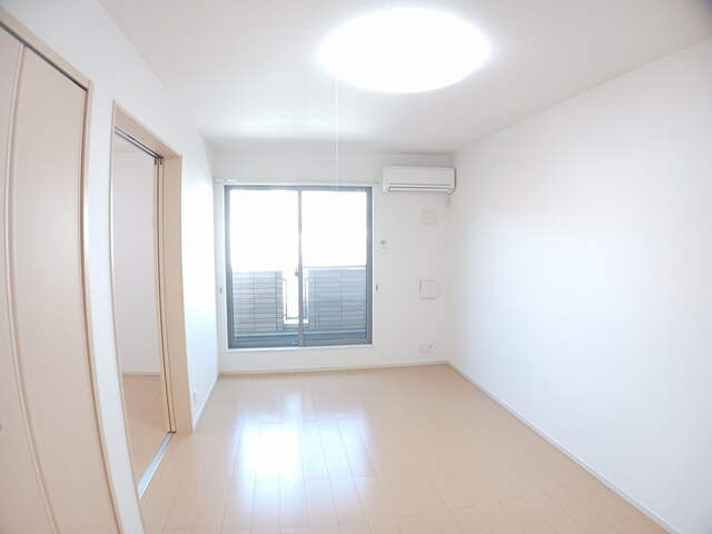 リバークロス リビング