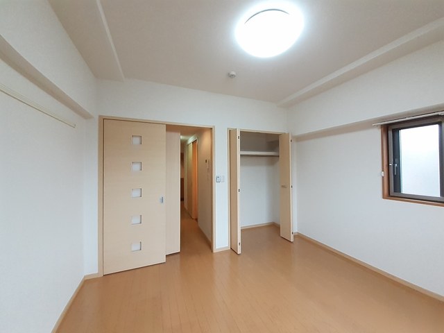 フォルシュ・Ｋ リビング