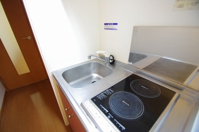 レオパレスアルデバラン キッチン