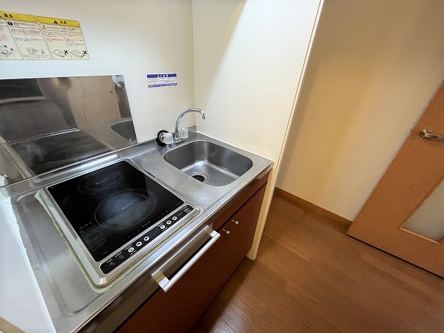 レオパレスサカグチ キッチン