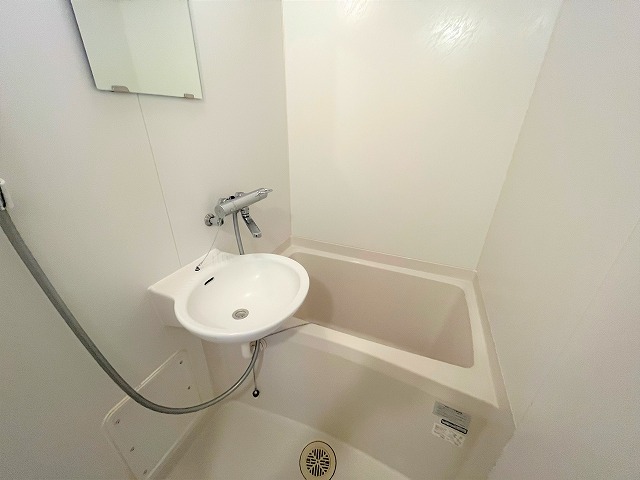 レオパレス芳山荘Ⅱ 風呂画像