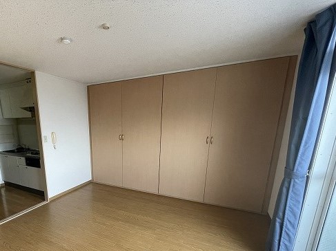 レオパレス向日葵 ベッドルーム