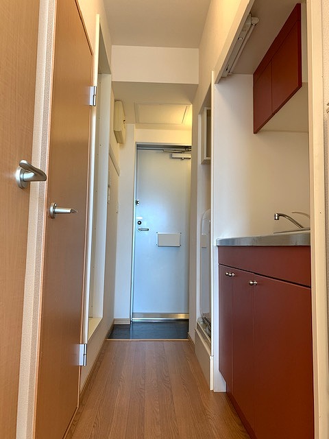 レオパレスドゥジェーム鳴尾 玄関