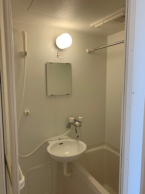 レオパレスドゥジェーム鳴尾 風呂画像