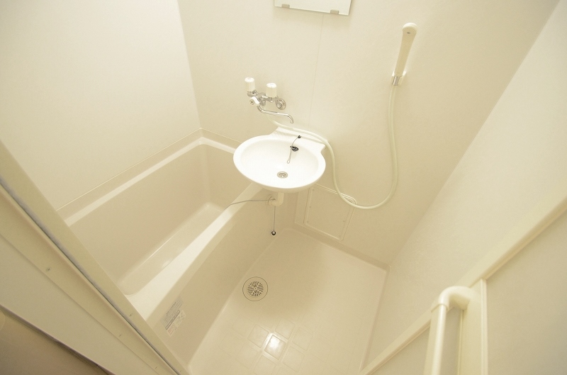 レオパレス松川 風呂画像