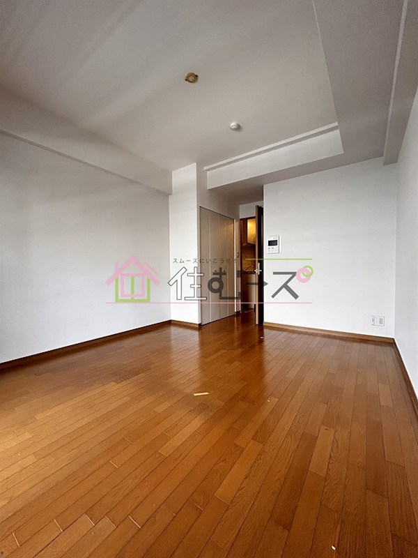 KHKコート西野田 リビング