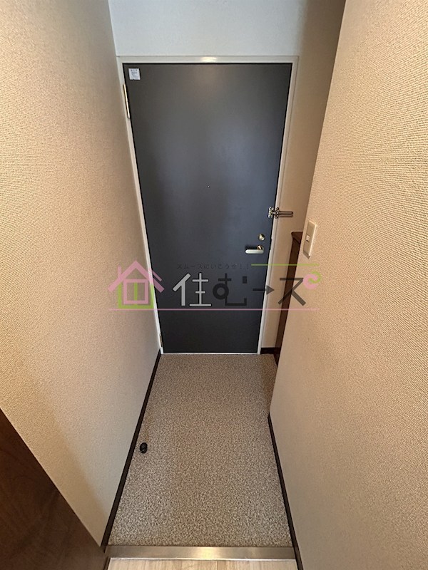 カルムイン西長堀 玄関