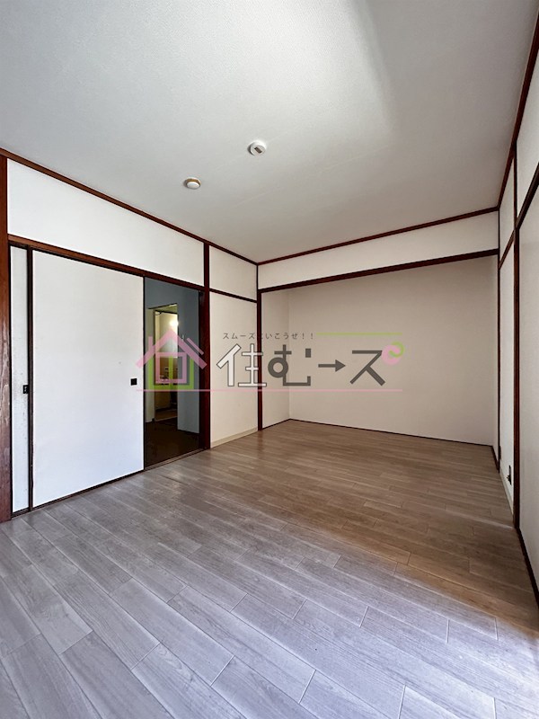 マンションエイタツ リビング