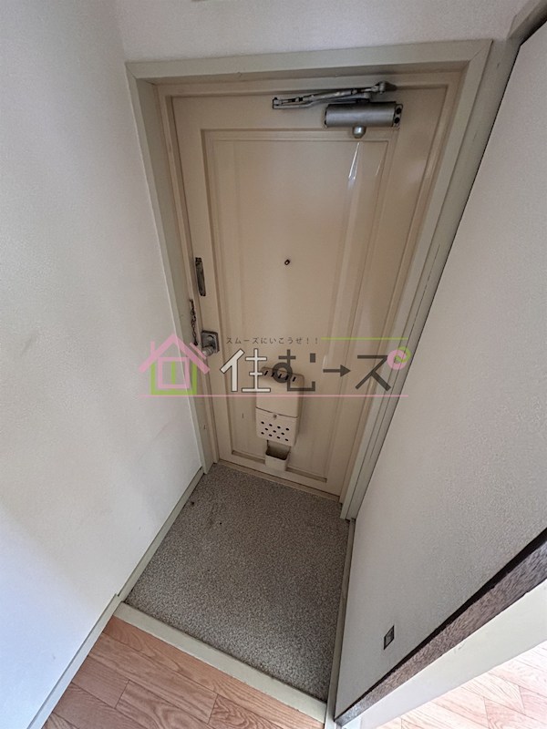 平和相互ビル北堀江 玄関