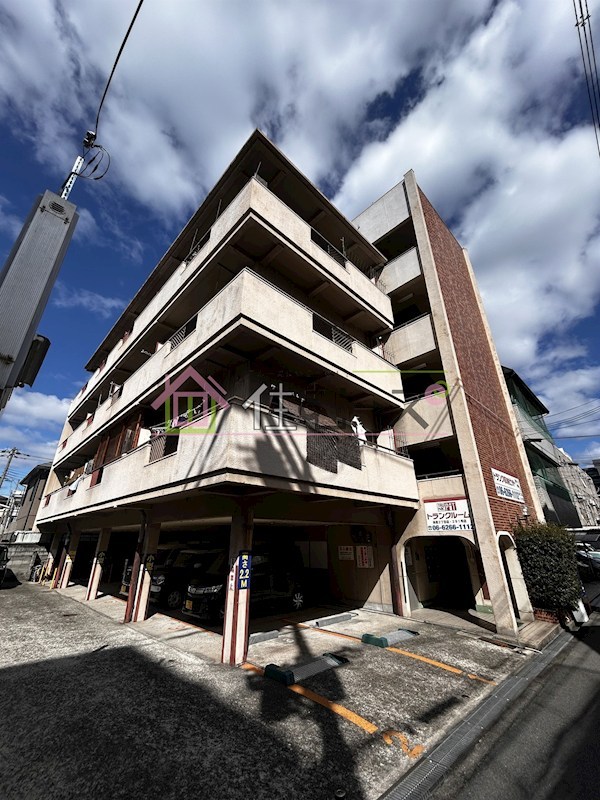 マンションエイタツ その他外観1