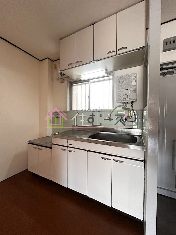 マンションエイタツ キッチン