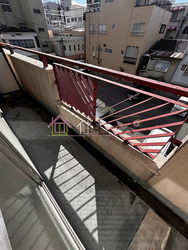 マンションエイタツ ベランダ