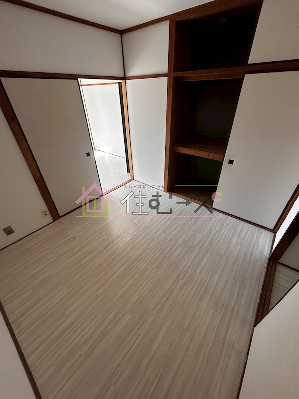 マンションエイタツ リビング