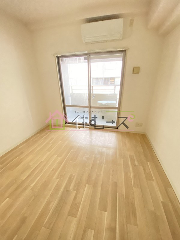 ニューシティアパートメンツ西天満 ベッドルーム