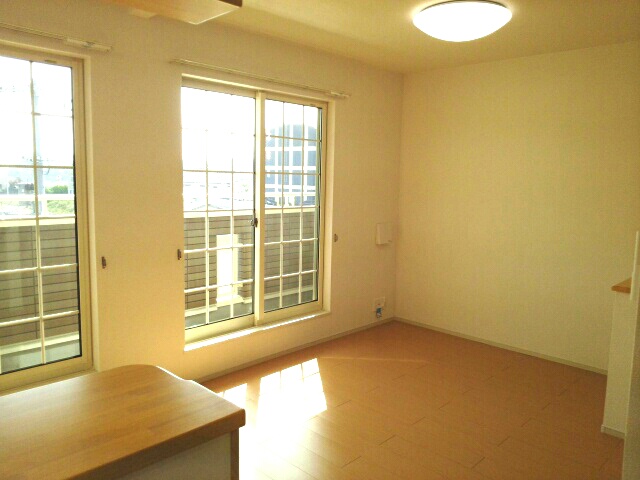 メゾンドソレイユⅡ リビング