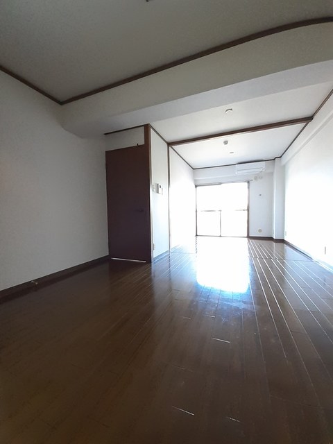 レジデンス・ＵＥＹＡＭＡ リビング