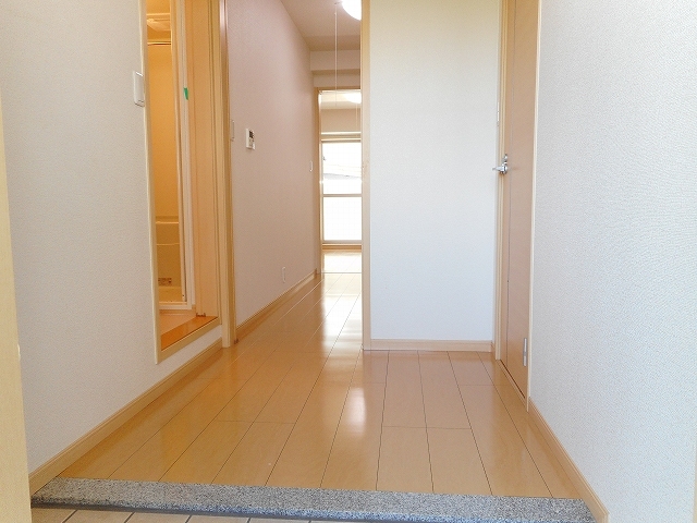 パールハイツ 玄関