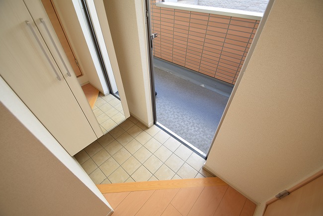 マーベラス武庫之荘 玄関