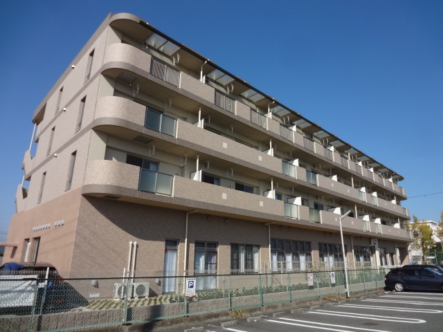 ラ　ヴィ　カルム 外観