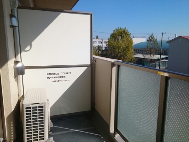 ラ　ヴィ　カルム ベランダ