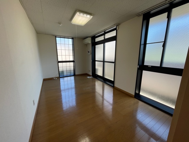 レオパレスフェリス リビング