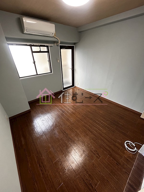 ビジタル湊町７ ベッドルーム