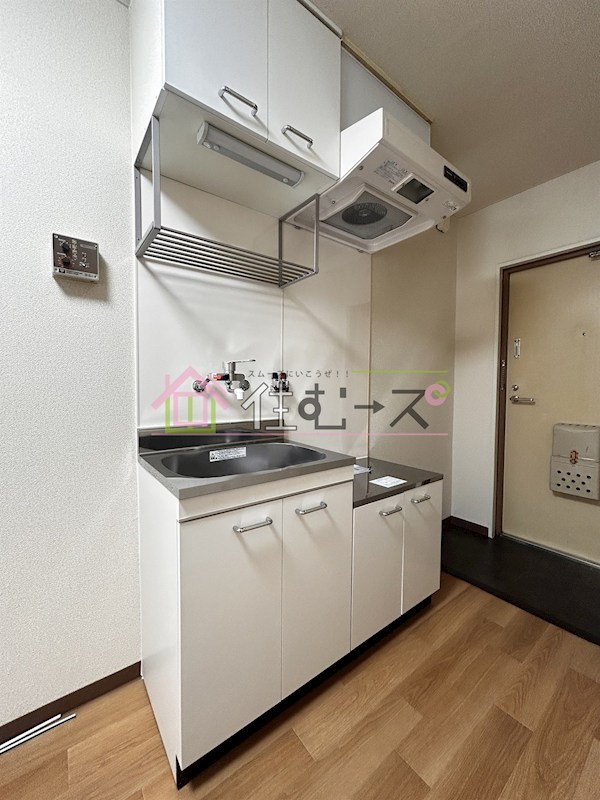 ビジタル浪速2 キッチン