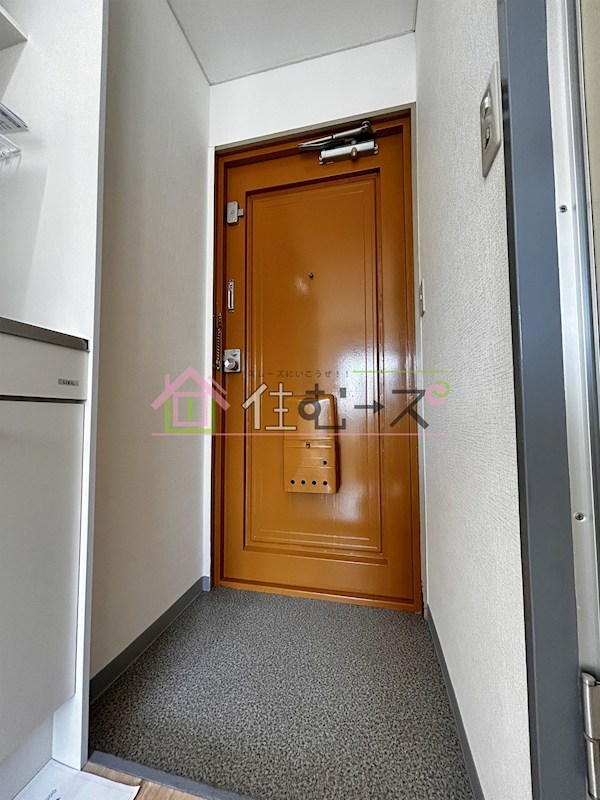 アパートメント天王寺 玄関