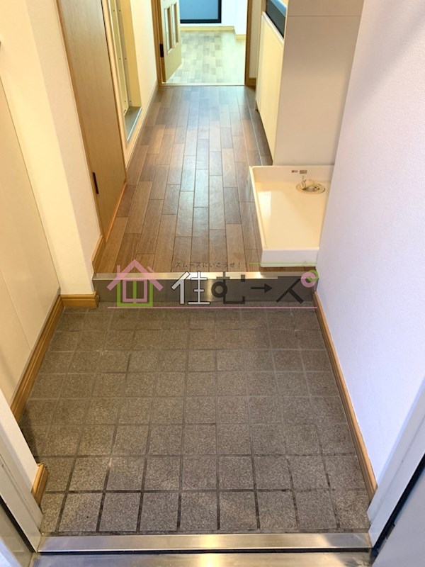 ノルデンハイム新大阪 玄関