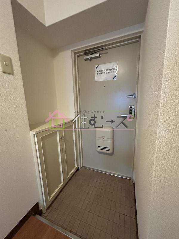 ノルデンハイム小松 玄関