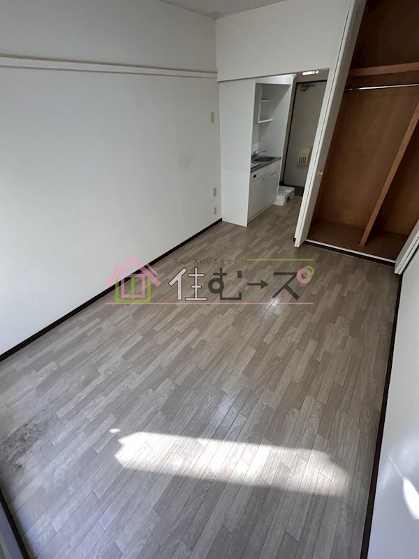 グリシーヌ壱番館 リビング