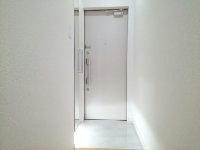 インペリアルライフ 玄関