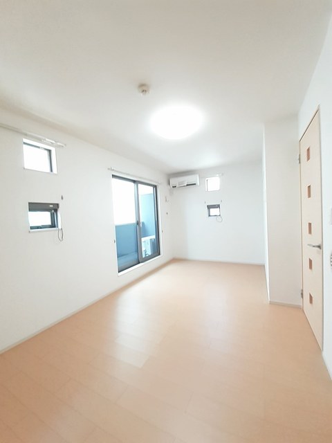 セレーノ　茜 リビング