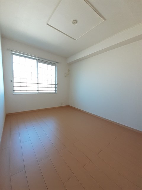 フェリシア その他3