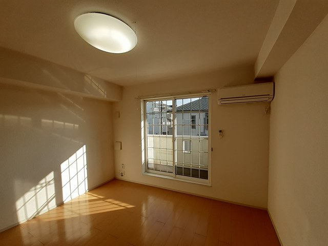 カルムエイト リビング