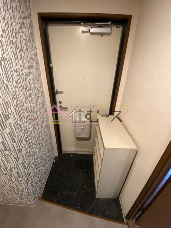 中市マンション 玄関